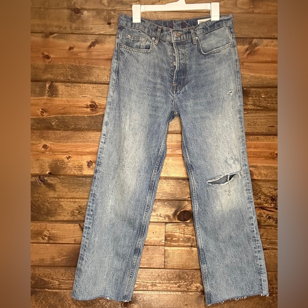 Zara Relaxed Mid Waist Straight Leg Raw Hem ZW Collection Size 6